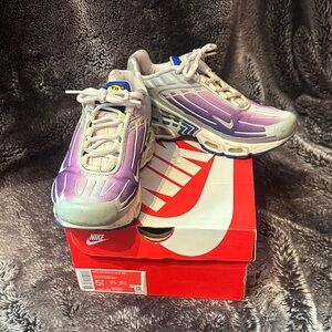 Nike Gradient Purple and White Running Shoes